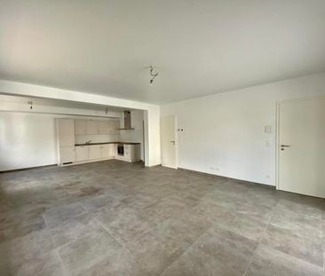 Appartement te huur - Photo 1