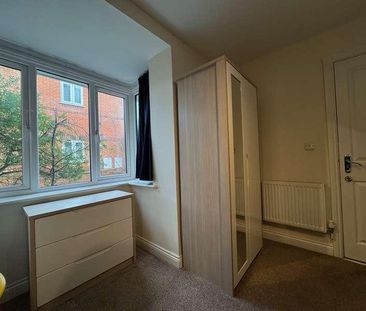 Sona Gardens, Reading, RG30 - Photo 4