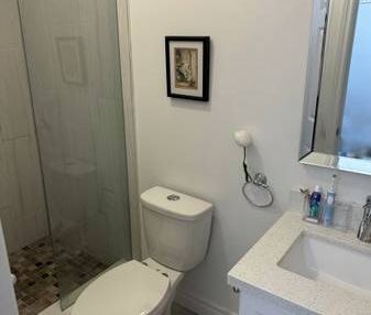 Room for Rent with Private Bathroom - Photo 1