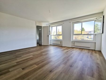 Luminous 2-room apartment - Photo 2