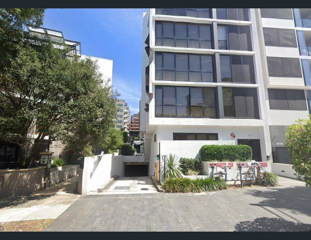 For Rent | Modern 1-Bedroom Apartment in Prime Location - Photo 1