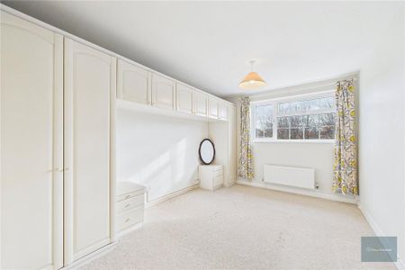 4 bedroom detached house to rent - Photo 5