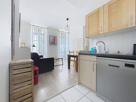 Location Appartement 2 pièces 41m² LA ROCHELLE 17000 - Photo 4