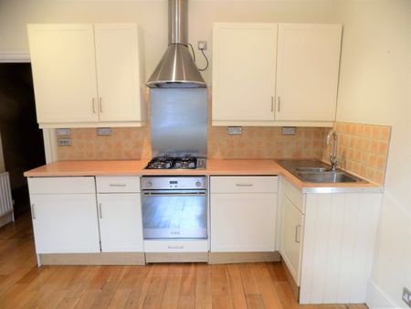 1 Bed Flat, Kennington Oval, SE11 - Photo 3
