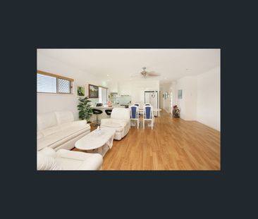 38 Bells Reach Dr, Caloundra West, Qld 4551 - Photo 5