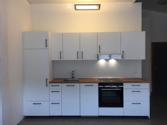 Charmante 2-Zimmer-Wohnung mit hohen Räumen in Gelterkinden - Photo 1