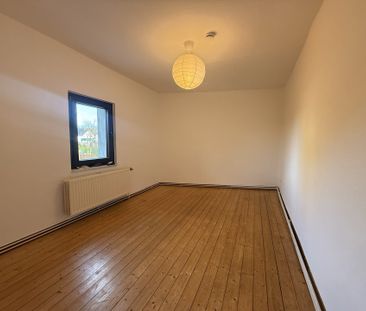 Großzügiges Einfamilienhaus mit Garten und Scheune in Siegburg-Bras... - Photo 5