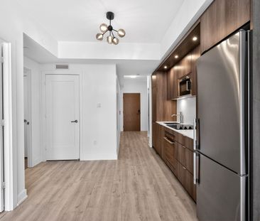 For Lease - 30 Inn On The Park Drive Unit# 802, Toronto, Ontario - Photo 4