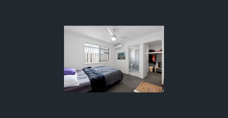 FULLY AIR CONDITIONED HOME - Closer to the beach then you think! - Photo 3