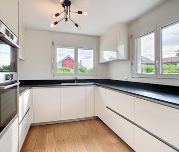 Jolie maison en pignon au centre de Founex - Photo 2