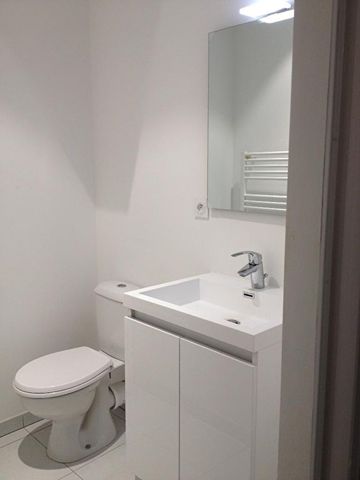Location Appartement 2 pièces 35m² - Photo 4