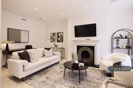 5 bedroom maisonette to rent - Photo 2