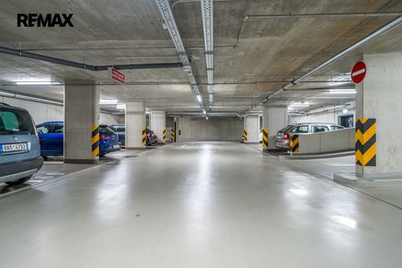 Pronájem bytu 2+kk 58 m² - Fotografie 2