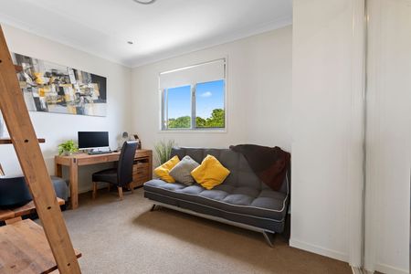 Absolutely Stunning Townhouse in Yeerongpilly - Photo 4