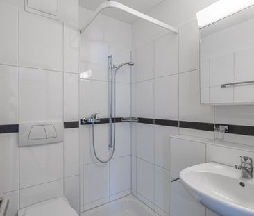 "Zentrales Wohnen in der Gemeinde Suhr!" - Photo 6