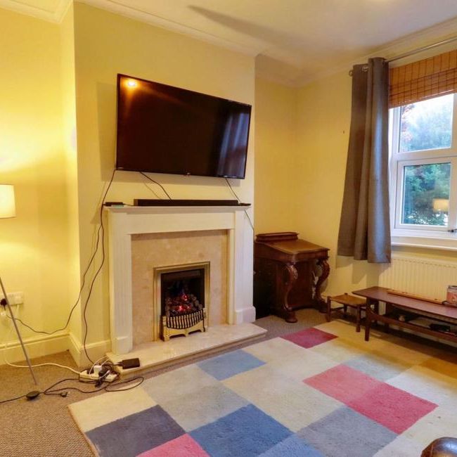 2 bedroom terraced house to rent - Photo 1