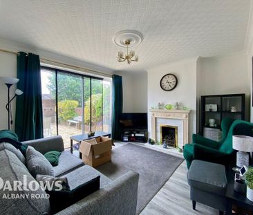 4 bedroom semi-detached house to rent - Photo 2