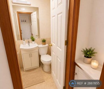 Studio to rent - Photo 6