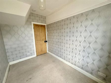 4 bedroom terraced house to rent - Photo 4