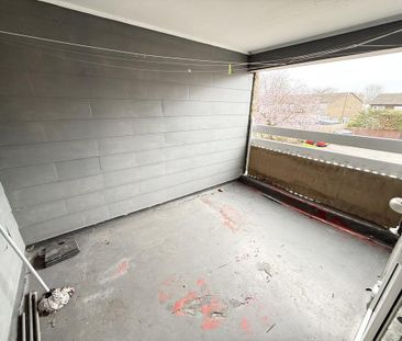 3 bedroom end of terrace house to rent - Photo 4