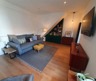1 Bed Flat, Holland Road, SE25 - Photo 2