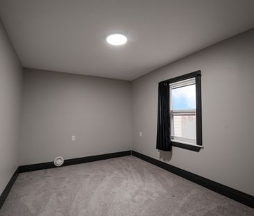 For Lease - 552 Bethune Street, Peterborough, Ontario - Photo 4