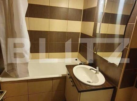 Garsoniera pet friendly, 30 mp, balcon, zona Big - Fotografie 4