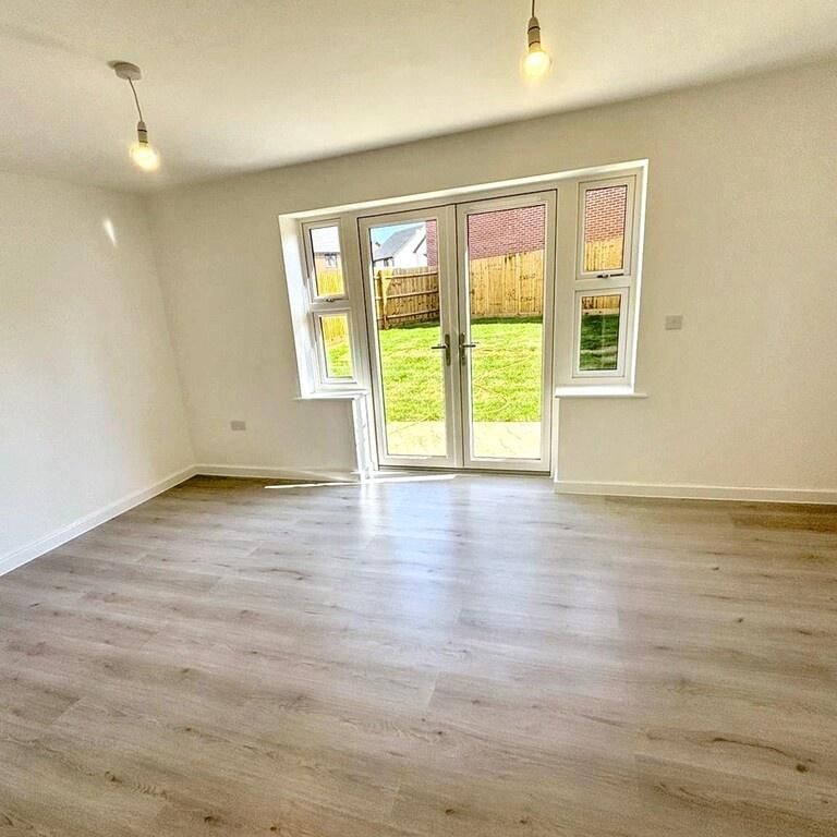 3 bedroom house to rent - Photo 1