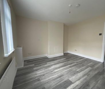 39 Woodvale Driive, Belfast, BT13 3LN - Photo 5