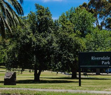 1/2 Laxdale Road, Camberwell VIC 3124 - Photo 3