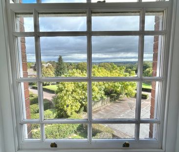 3 bedroom Three Bedroom Town House to rent - Photo 5