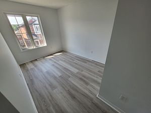 For Lease - 423 Aspendale Crescent, Mississauga, Ontario - Photo 5