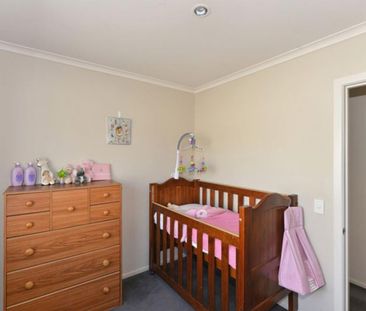 Central Richmond Family Home. - Photo 5