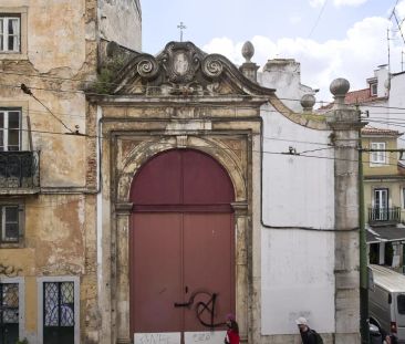Room in a shared 13-bedroom apartment for rent in Lisbon. - Foto 5