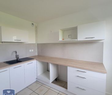 Location Appartement 3 pièces 65m² BOURG EN BRESSE 01000 - Photo 6