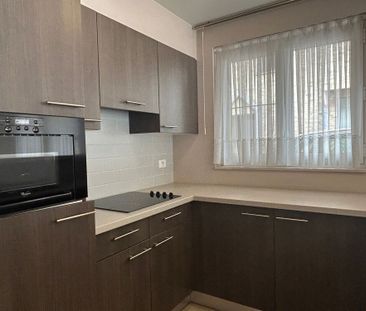 Gelijkvloers appartement op uitstekende ligging te Diksmuide te huur! - Photo 2