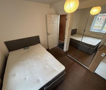 5 bedroom house to rent - Photo 4