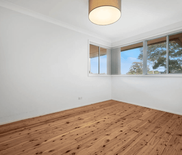 Charming Family Home with Endless Possibilities - Photo 2