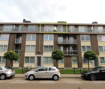 GERENOVEERD DAKAPPARTEMENT MET 2 TERRASSEN - Photo 3