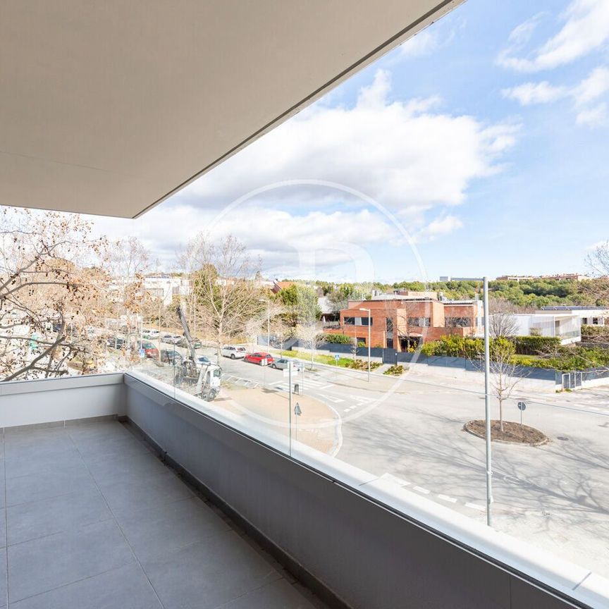 Piso de alquiler en Plaça D'ausiàs March, Turó de Can Mates - Photo 1