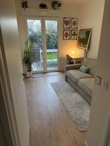 Location Appartement 3 pièces 67m² - Photo 2