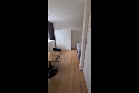 Room in a Shared House, Windsor Crescent, HA9 - Photo 2