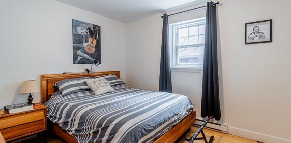 🏡 beau 3 1/2 à louer | Sainte-Foy / Quatre-Bourgeois⁣ 📆 disponible maintenant ou dès le 1er novembre 2026⁣ - Photo 2