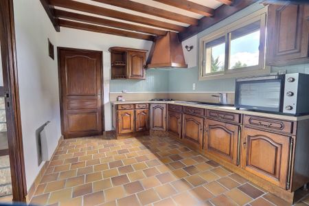 Location Maison 3 pièces 62m² LE CENDRE 63670 - Photo 2