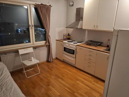 Göran Perssons väg, Solna - Foto 2