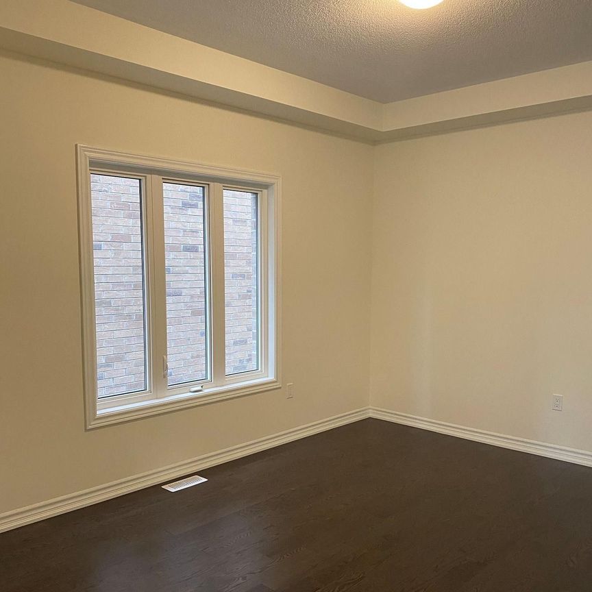 For Lease - 54 North Garden Boulevard, Scugog, Ontario - Photo 1