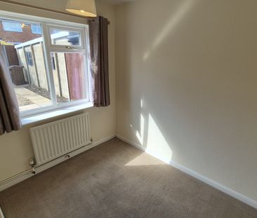 Keswick Close, Birstall, LE4 - Photo 2