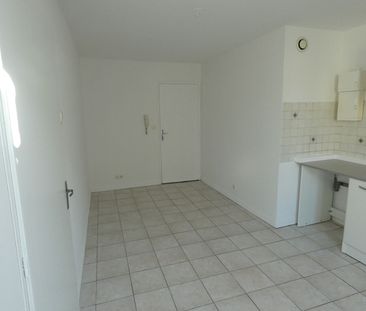 Location Appartement 2 pièces 33m² - Photo 4