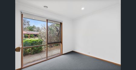 Stylish, Renovated, and Perfectly Positioned — Your Werribee Family Home Awaits! - Photo 2