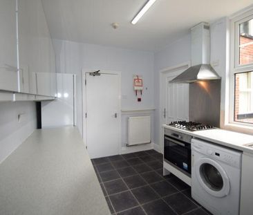 6 bedroom house share to rent - Photo 1